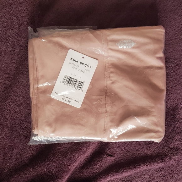 HP🎉NWT Free People Movement Revelation Leggings - Picture 2 of 4